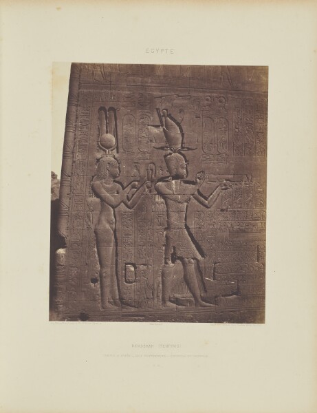 Félix Teynard, Dendérah (Tentyris). Temple d'Athôr - Face Postérieure - Cléopatre et Cæsarion