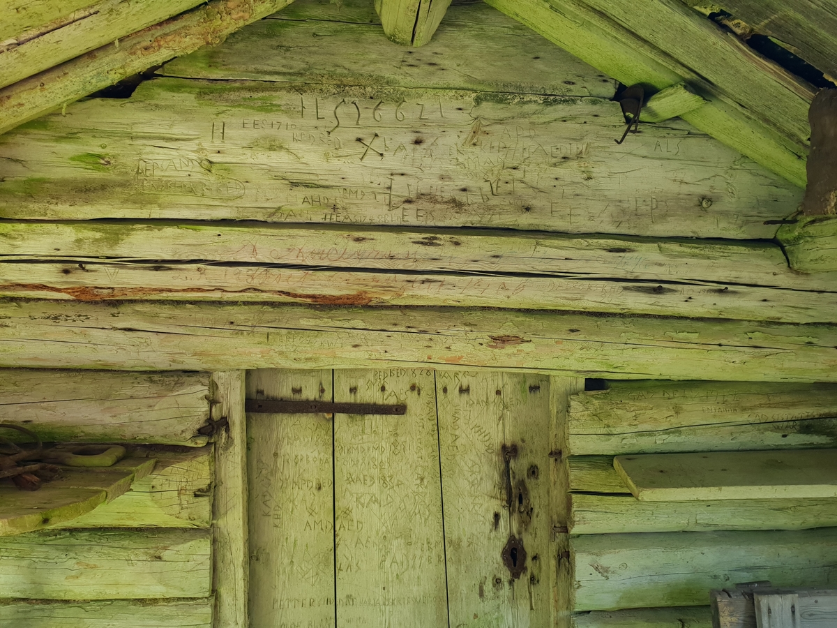Jennie Tiderman-Österberg, Timber Wall, Gable with a Door, The Arch Council, Ore, 2018.