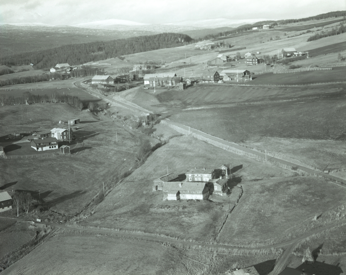 Jan Erik Øvergård, Gardsbruk Dalsbygda