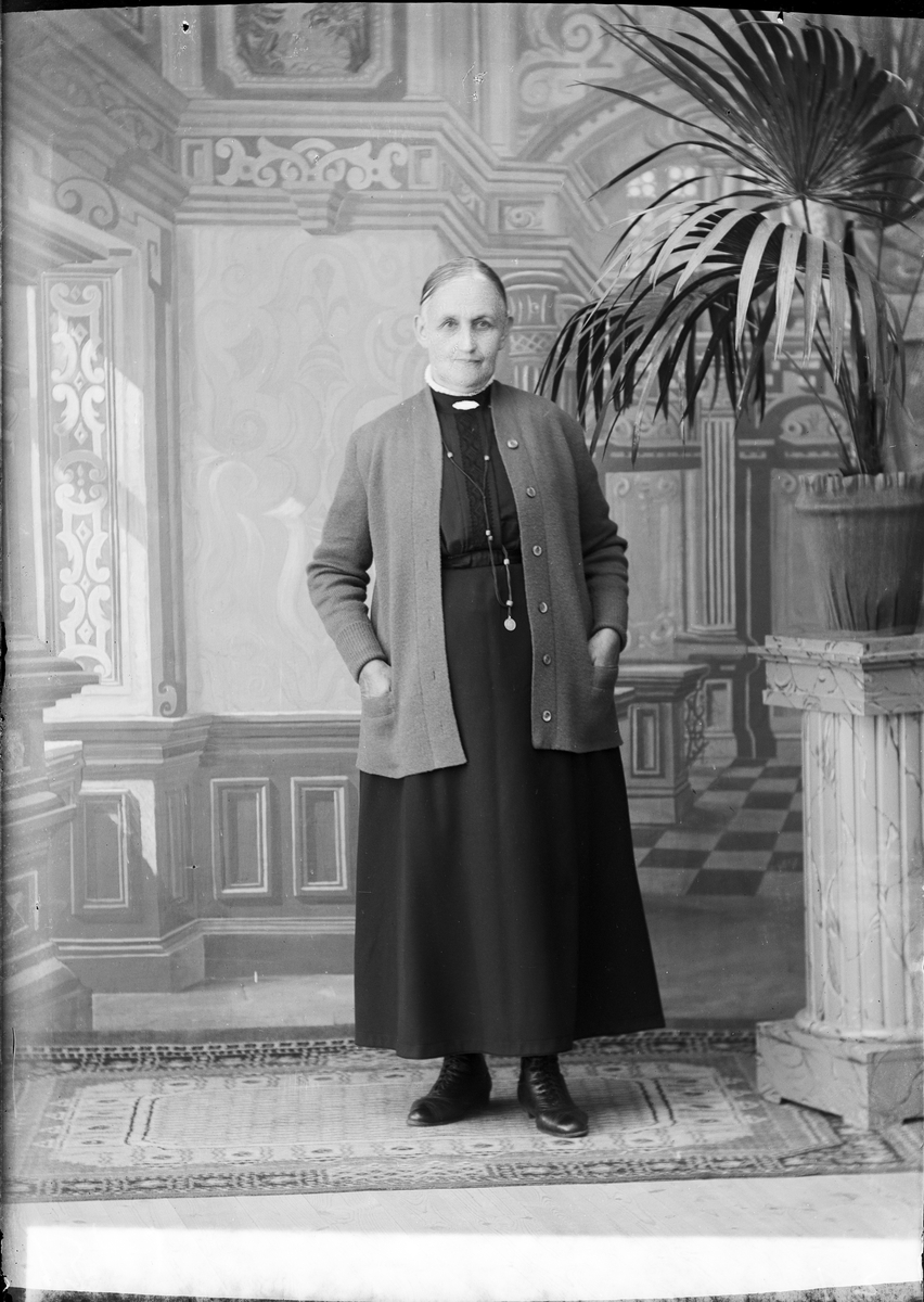 Skötsner-Edhlund, Kristina Karlsson from Uppsala, Uppland 1921