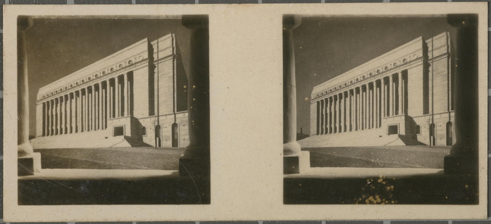 Desconegut, No. 103. Helsinki (Helsingfors). - Parliament