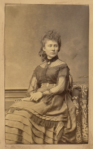 Unknown, [Portrait of a woman]