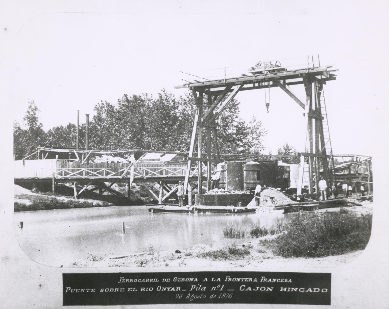 Desconegut, Bridge over the Rio Onyar- Pila no. 1- Hackcado cajón