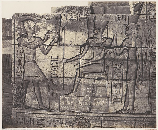 Félix Teynard, Karnak (Thèbes), Édifice en Ruines - Sculptures du la Paroi Intèrieure, en U