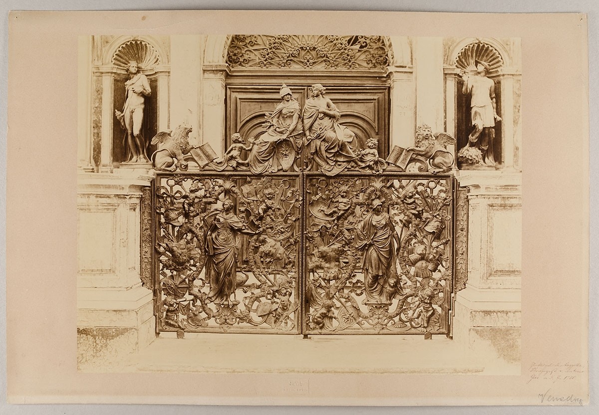 Carlo Naya, Venezia - Loggetta del Sansovino. Portelli in bronzo della Balaustrata. (Antonio Gai.)