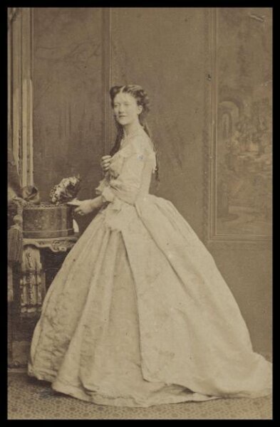 Beau, Adolphe, Guy Little Theatrical Photographs