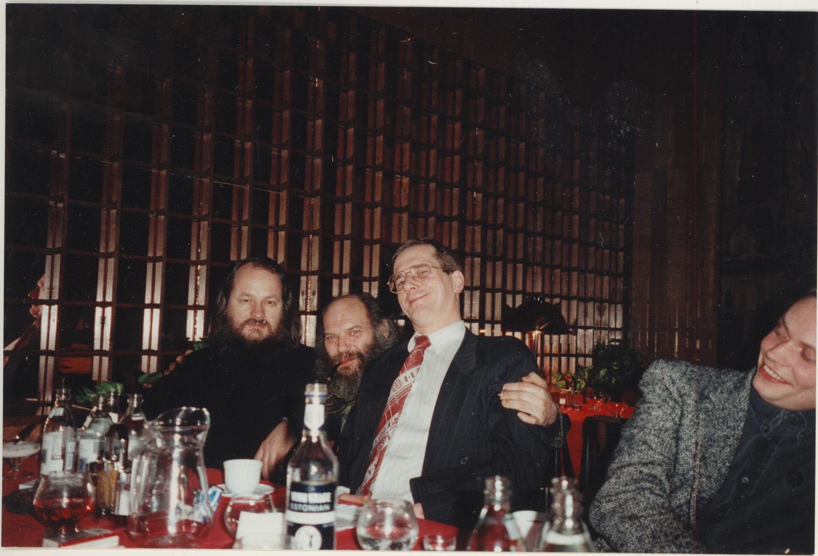 Matti (kujutatu) Milius, 1970.a. eesti kunsti näituse avamisele järgnenud istumine restoranis "Tarvas" 28.02.1997.a.