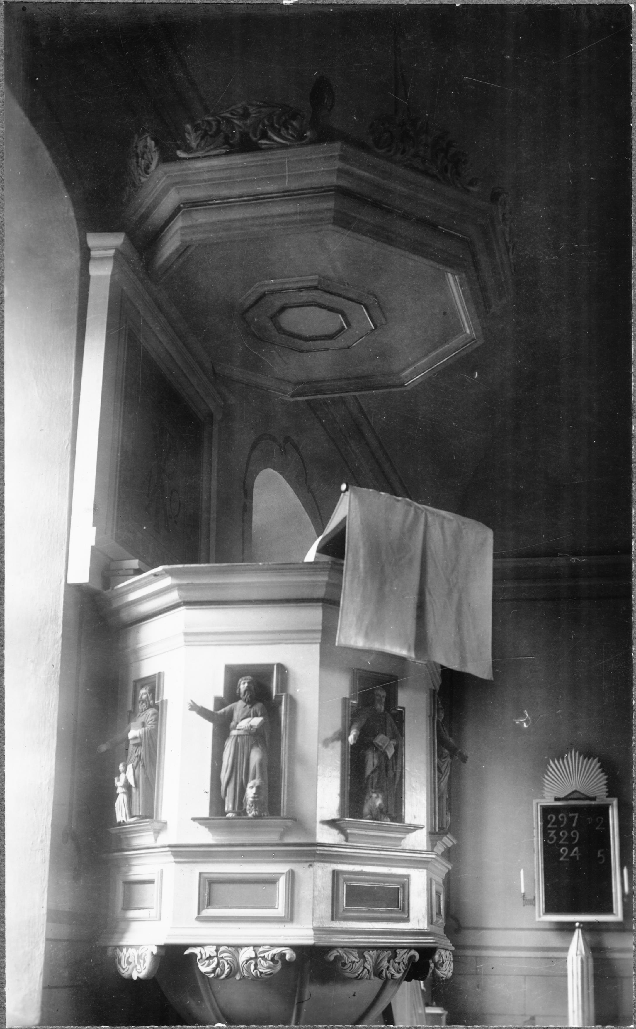 Thorbjörn Engblad, Sexdrega kyrka