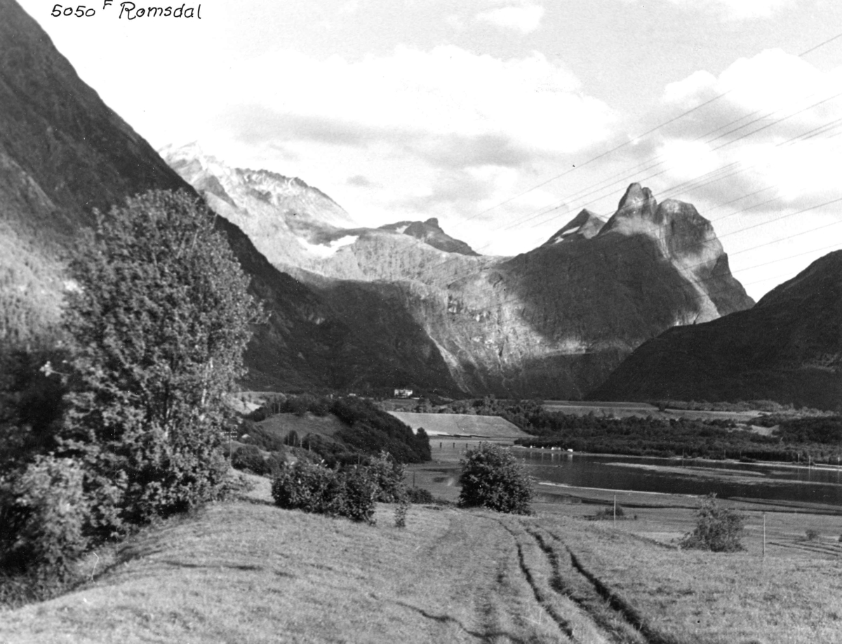Anders Beer Wilse, Topografi