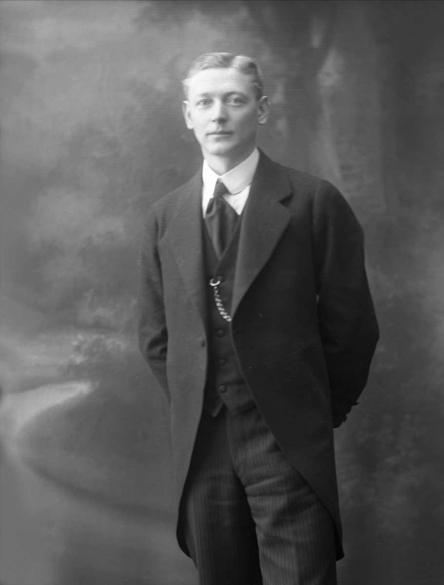 Gustav Borgen, NFB.48723