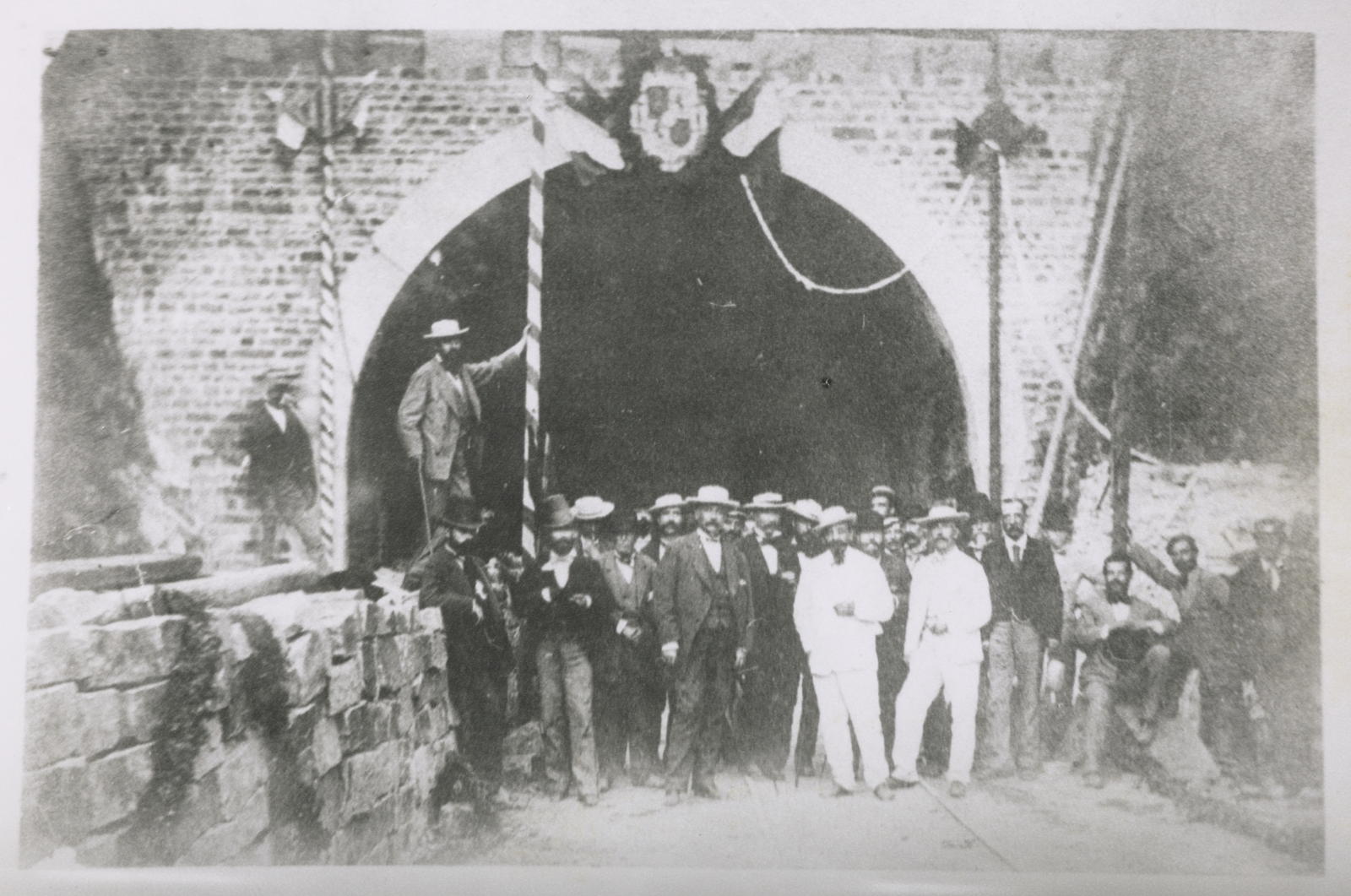 Desconegut, [Inauguració de la línia de Ferrocarril Barcelona-França]