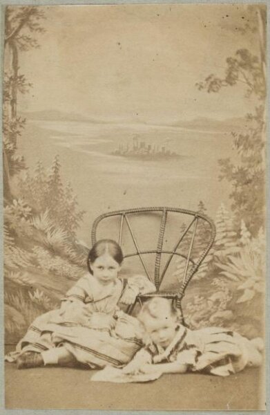 Unknown, Carte-de-visite photographs (480). Four photographs  are dry-mounted to each sheet (120).
