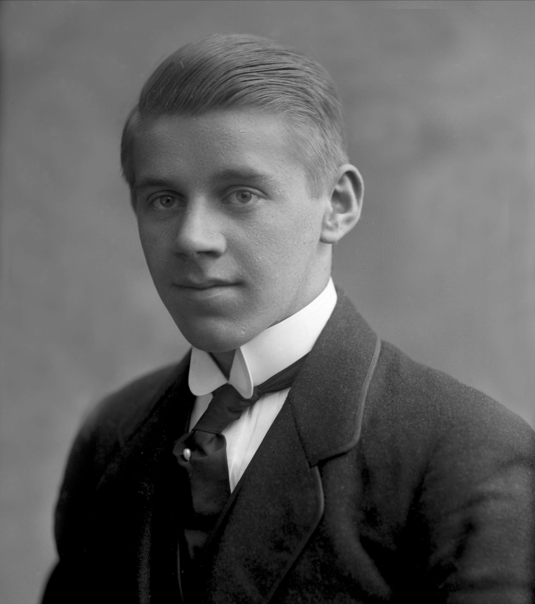 Gustav Borgen, NFB.34700