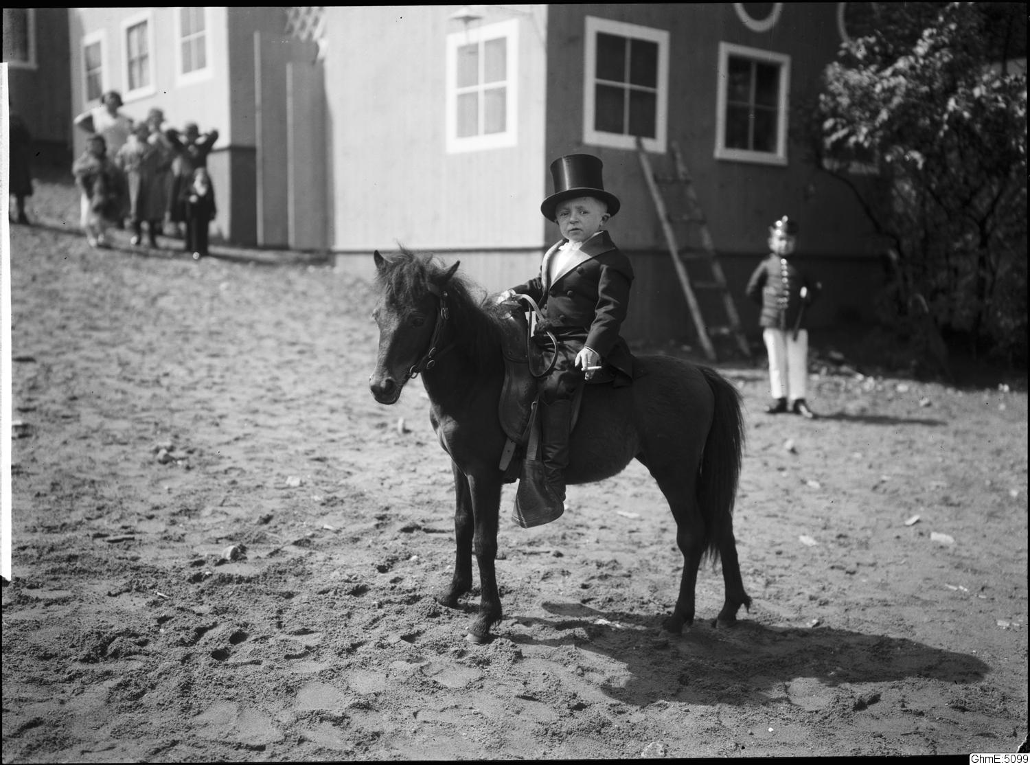 Anders Wilhelm Karnell, fotografi, bilder