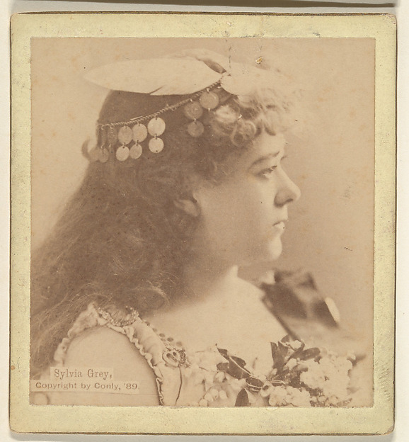 Kinney Brothers Tobacco Company, Sylvia Grey, from the Actresses series (N246), Type 2, issued by Kinney Brothers to promote Sporting Extra Cigarettes
