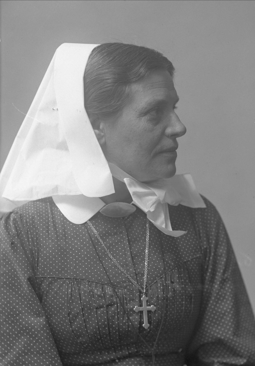 Gustav Borgen, Portrett, sykepleier, søster Elisabeth Werner.