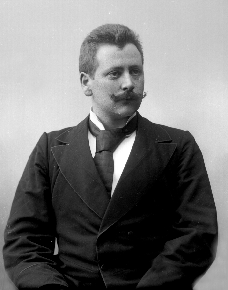Gustav Borgen, NFB.09781