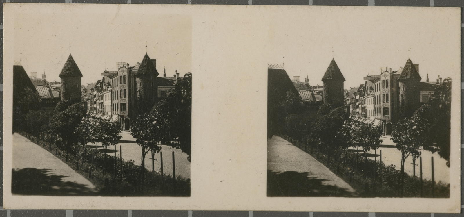 Desconegut, No. 92. Tallinn (Revel). - Newborn City Jardines