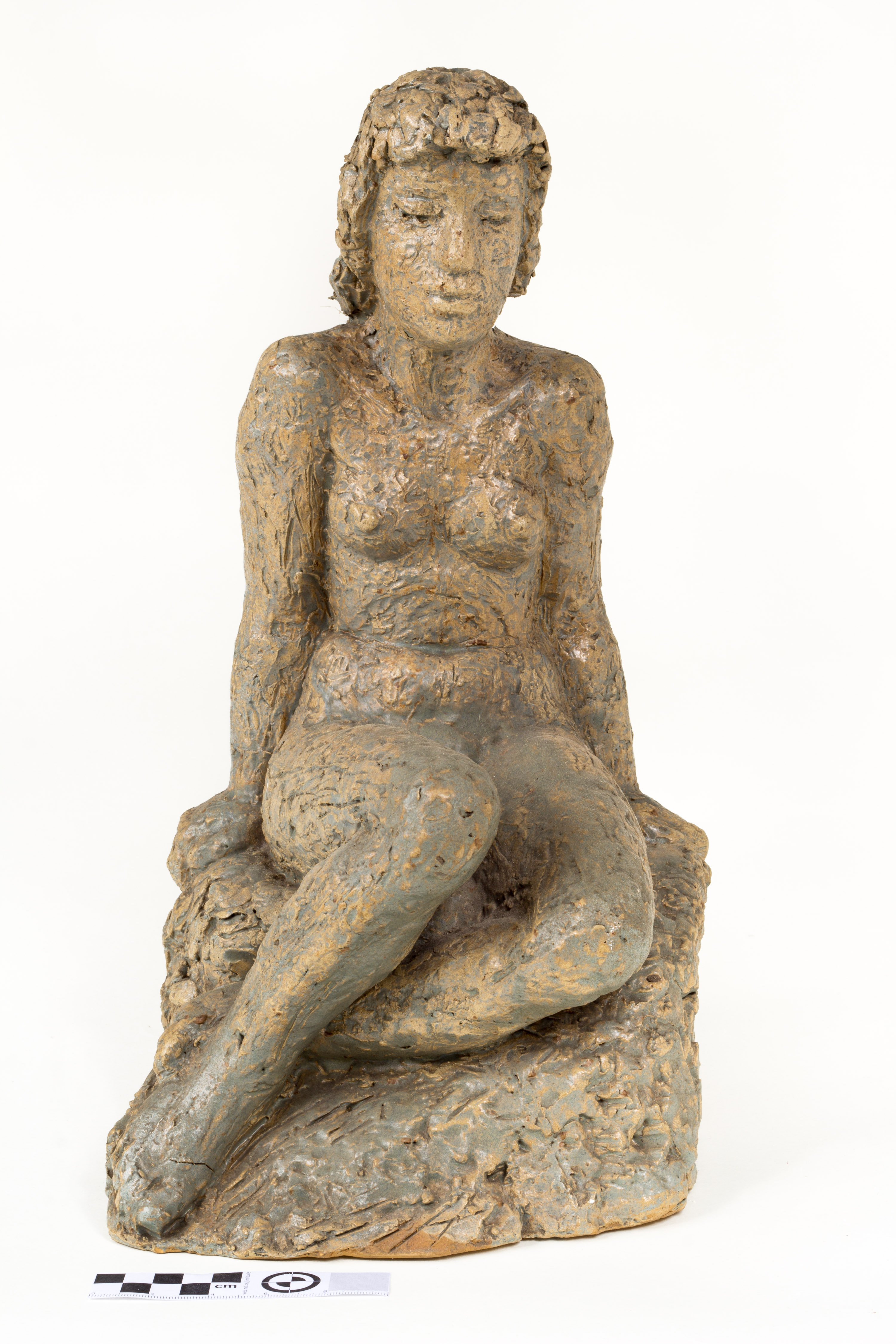 Anton (autor) Starkopf, Istuv naisfiguur