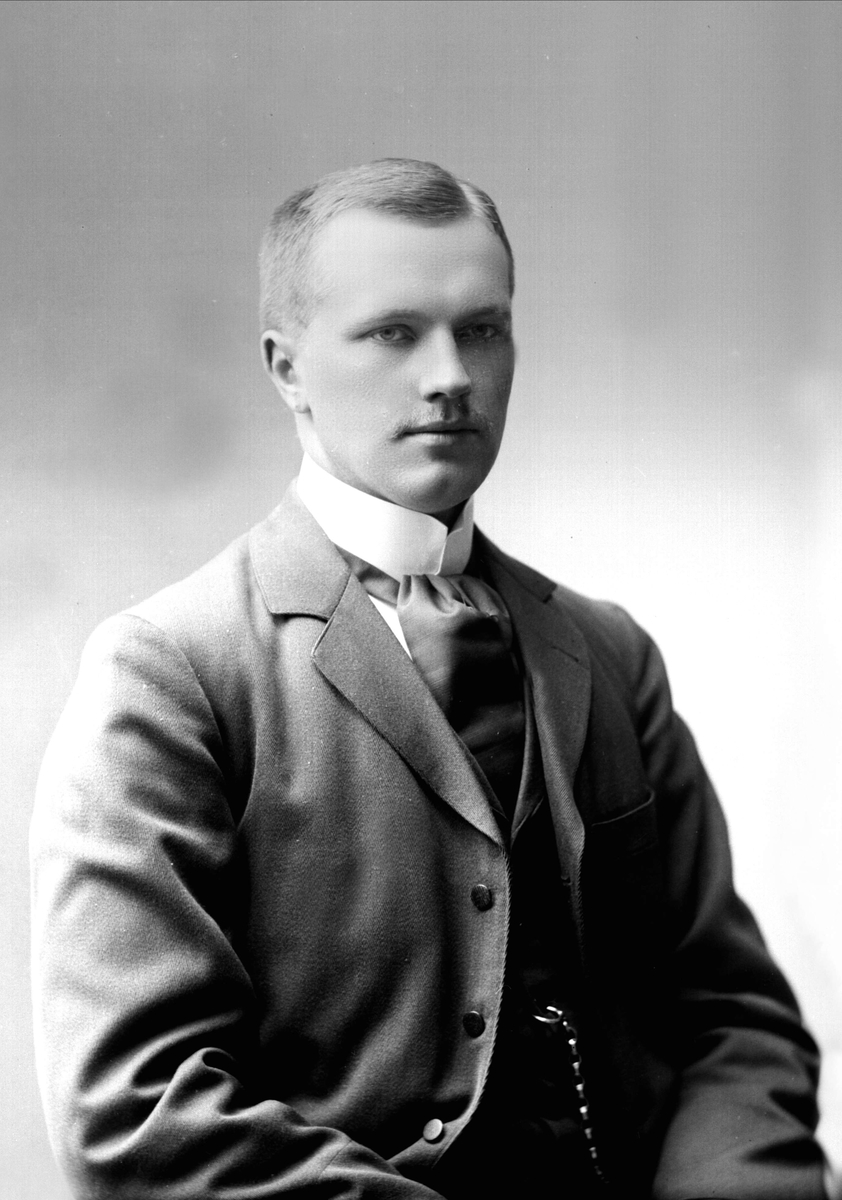 Gustav Borgen, NFB.09705