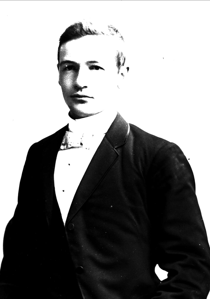 Gustav Borgen, NFB.08125