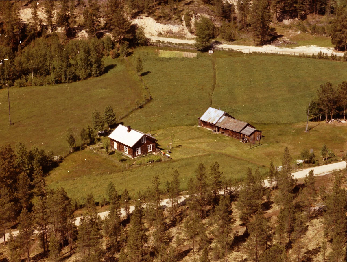 Widerøes Flyveselskap A/S, Gårdsbruk.