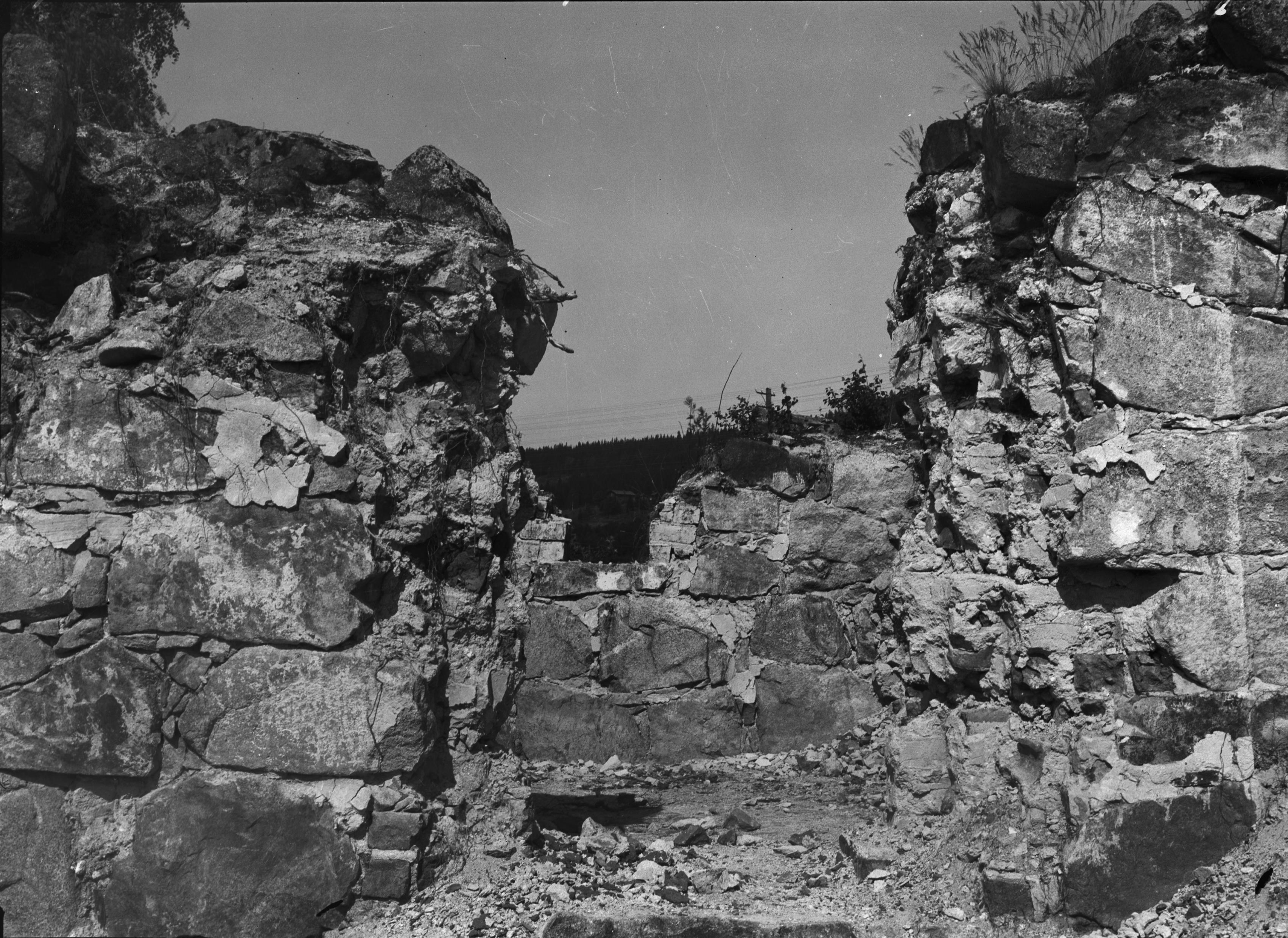 Bertil Berthelson, Bjärtrå kyrkoruin