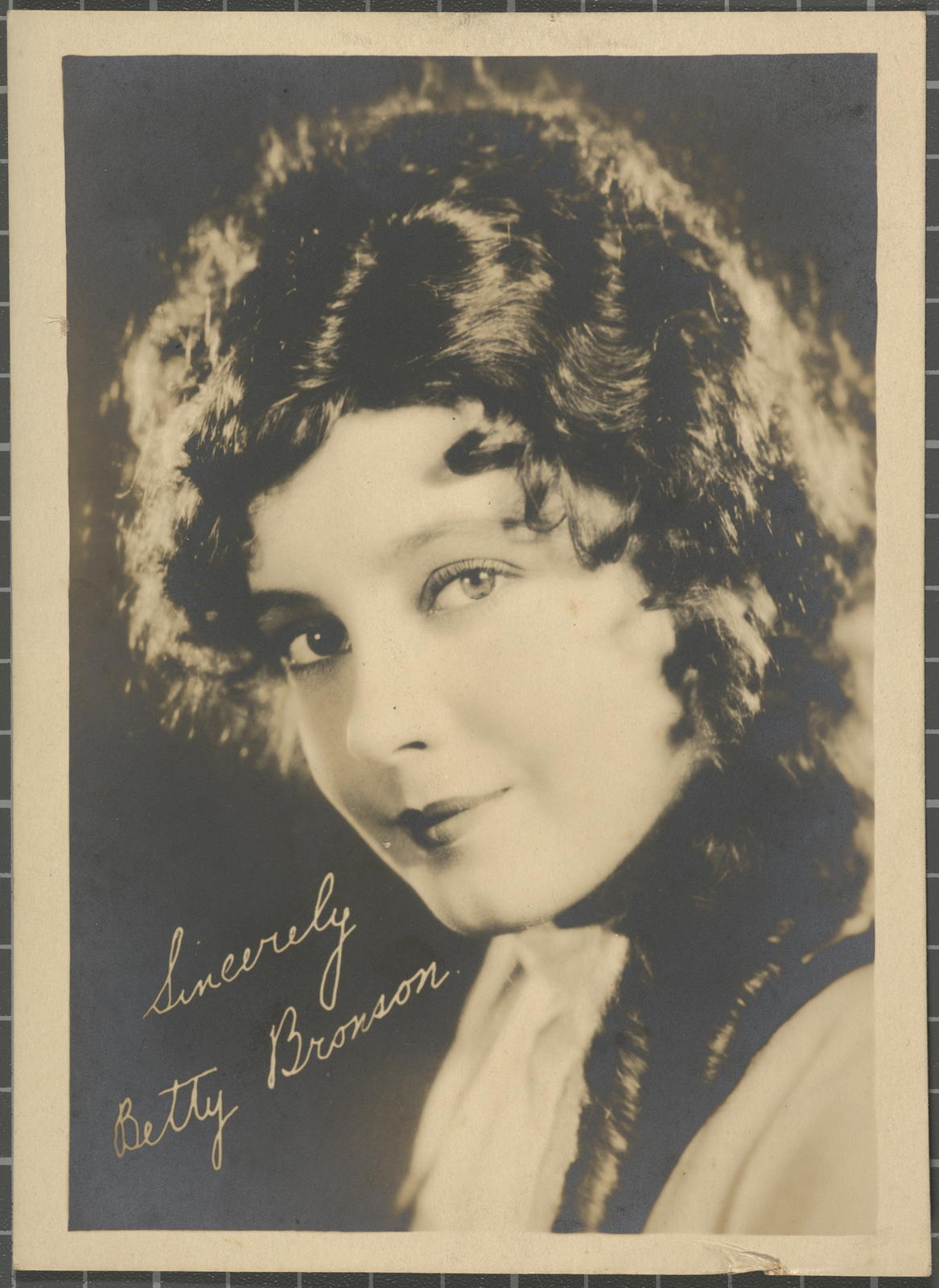 Desconegut, Betty Bronson