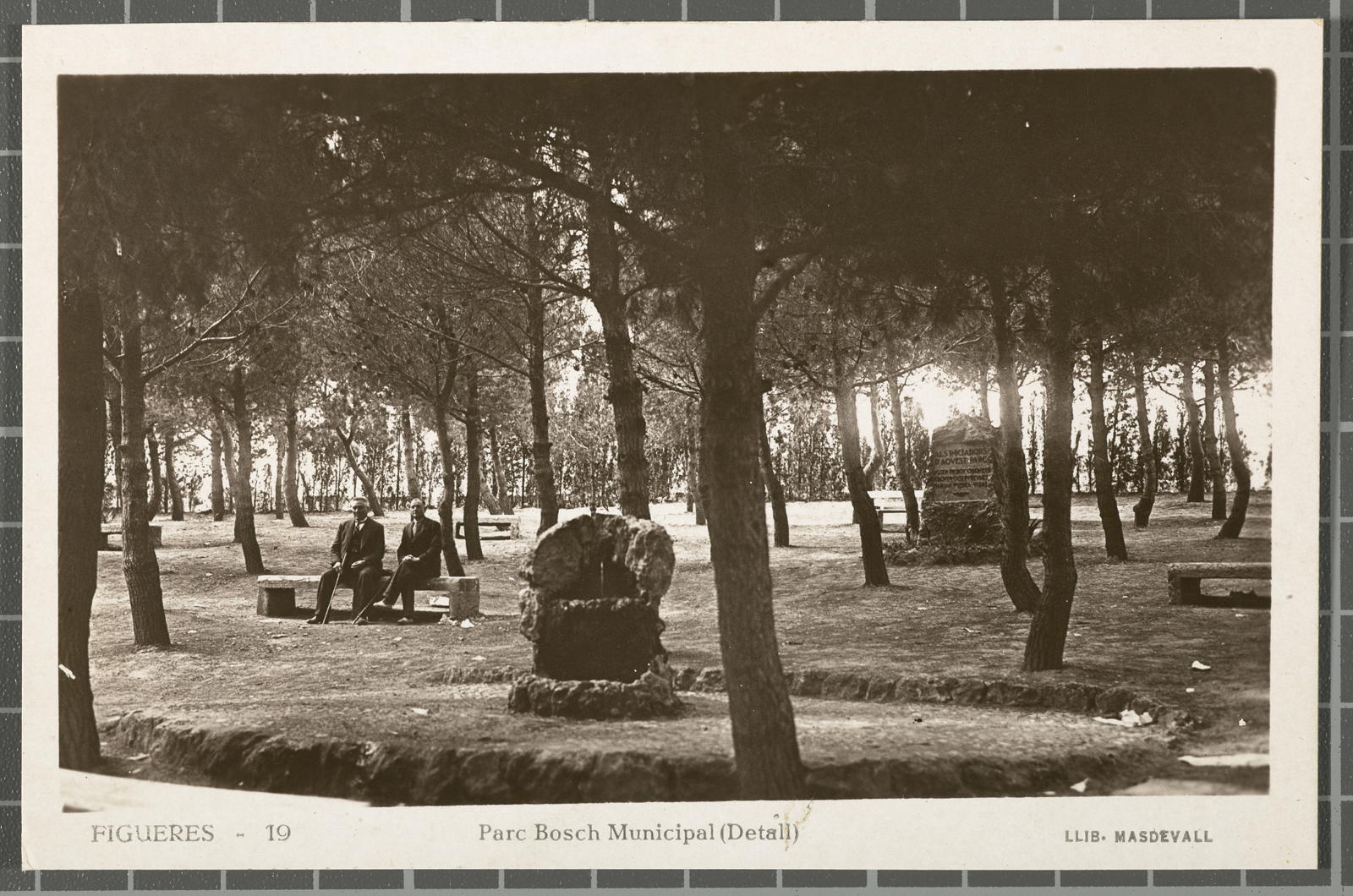 Desconegut, Figueres - 19. Parc Bosch Municipal (Detall)