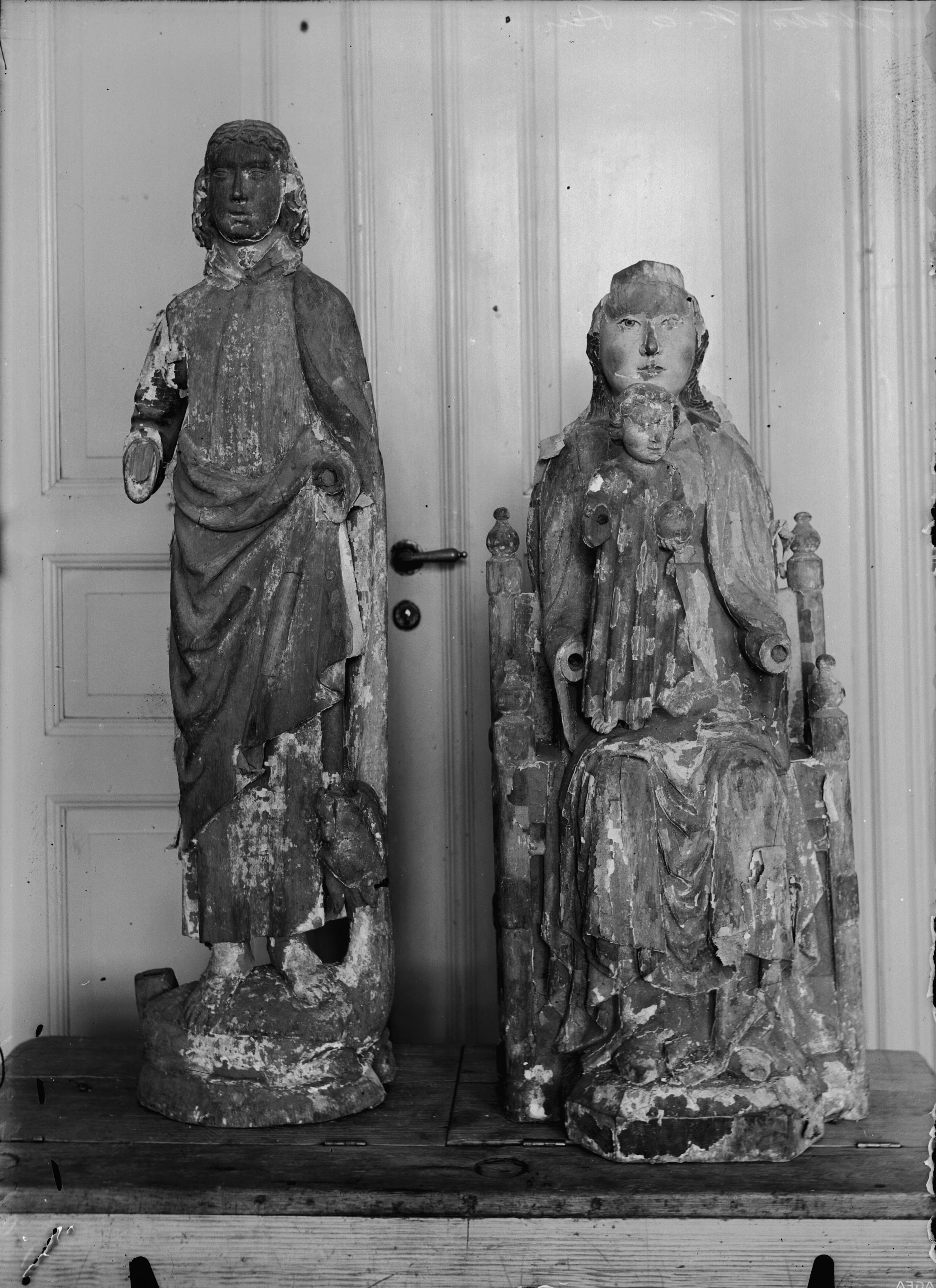 Oscar Svensson, Tveta kyrka