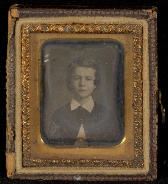 Unknown, [Bust portrait of a Boy]