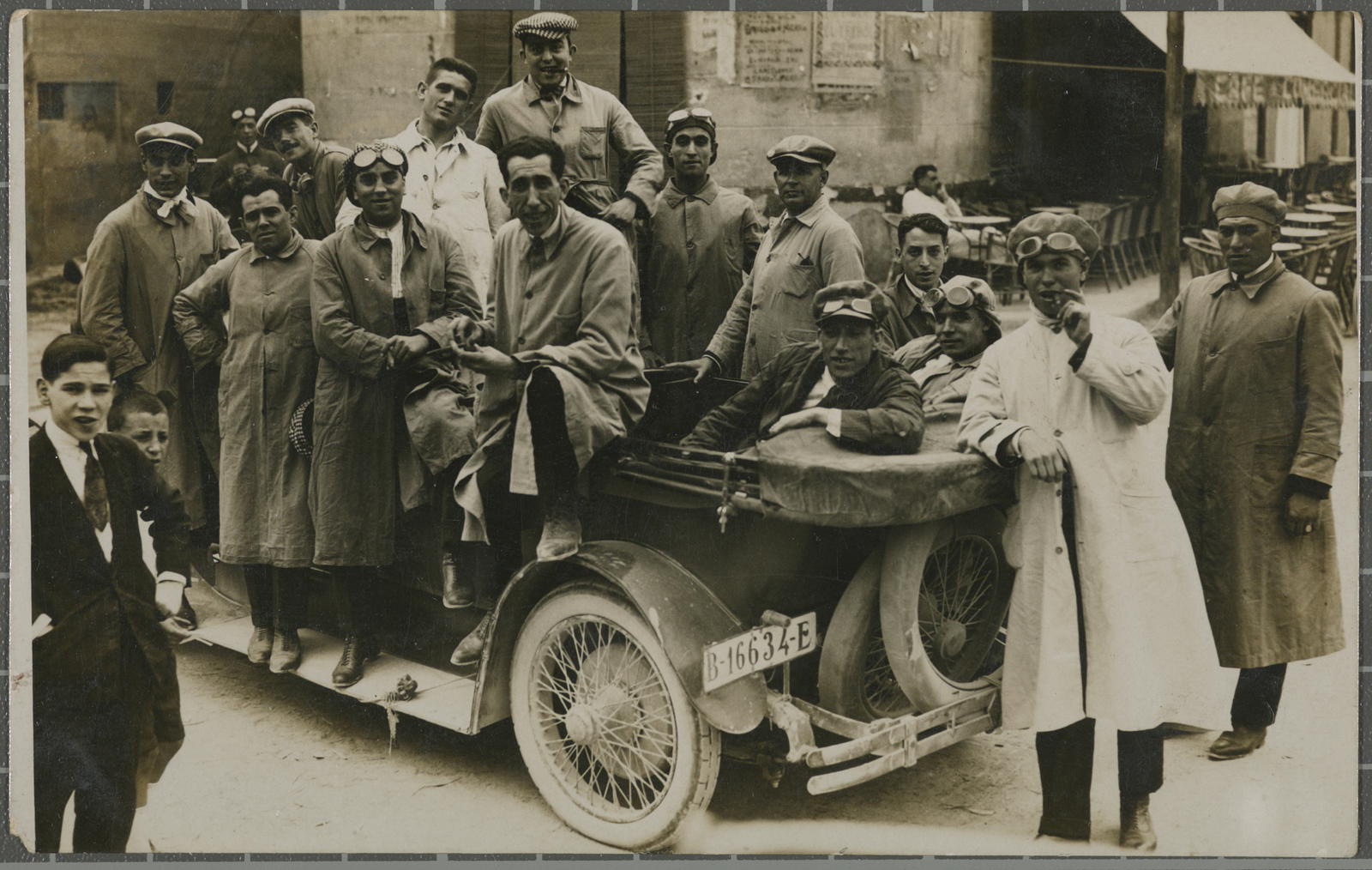 Desconegut, [Car Expedition]