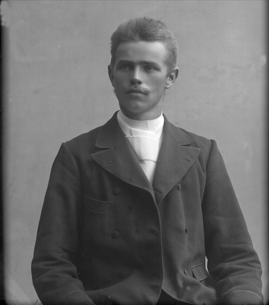 Gustav Borgen, NFB.22628
