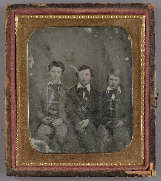 Unknown, [Portrait of Three Seated Boys]