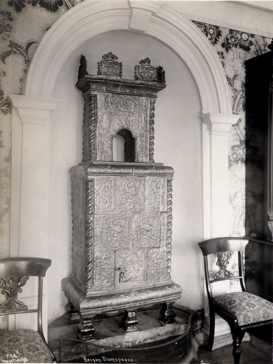 Anders Beer Wilse, Damsgård hovedgård, Bergen, Hordaland. Fotografert 1912.
