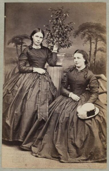 Unknown, Carte-de-visite photographs (480). Four photographs  are dry-mounted to each sheet (120).
