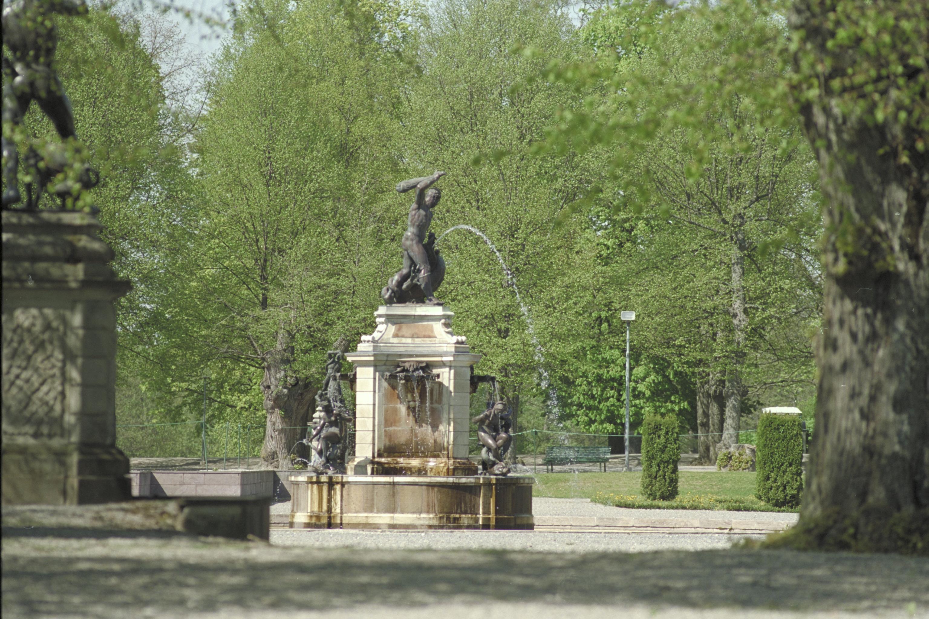 Bengt A Lundberg, Drottningholm