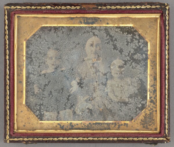Unknown, [Portrait of a mother and two children]
