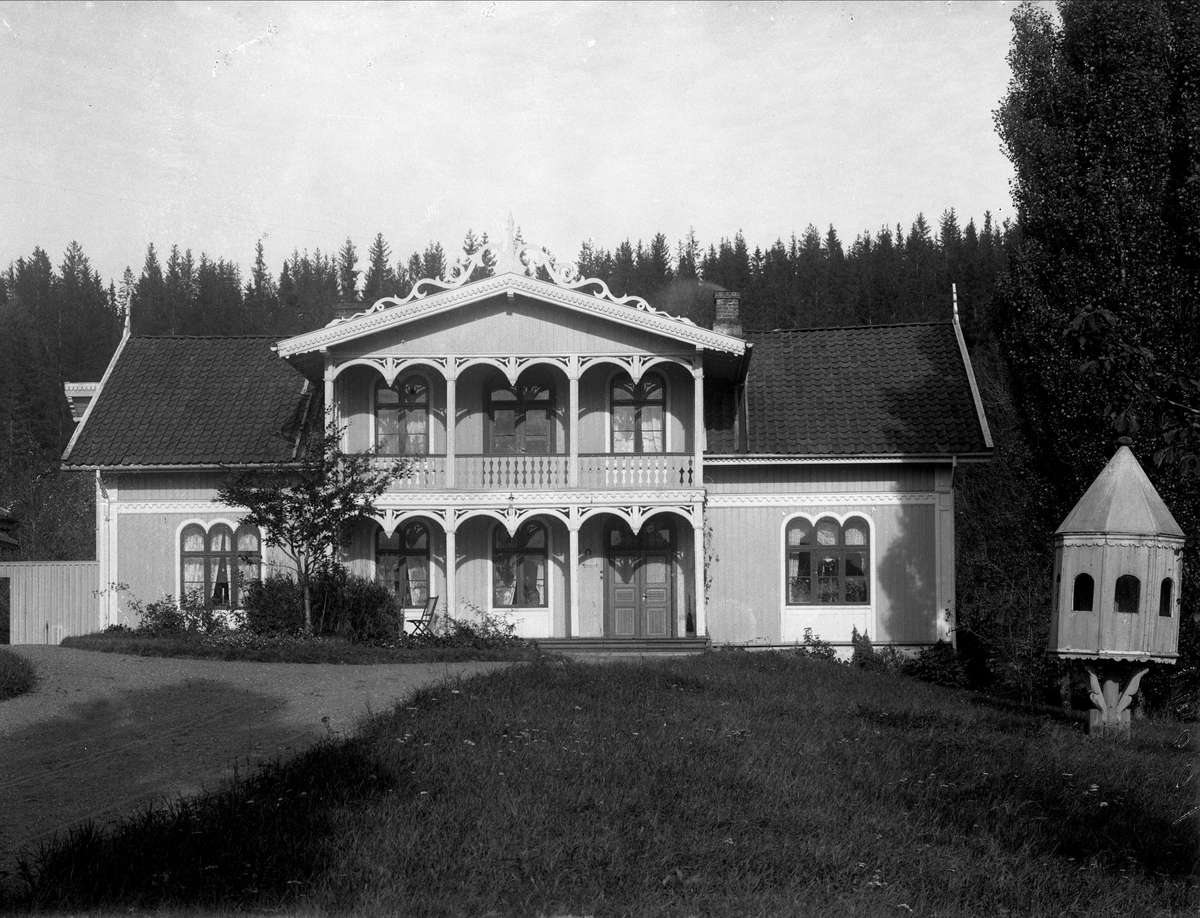 Gustav Borgen, Fru Brodtkorbs hus i Sandviken.1905