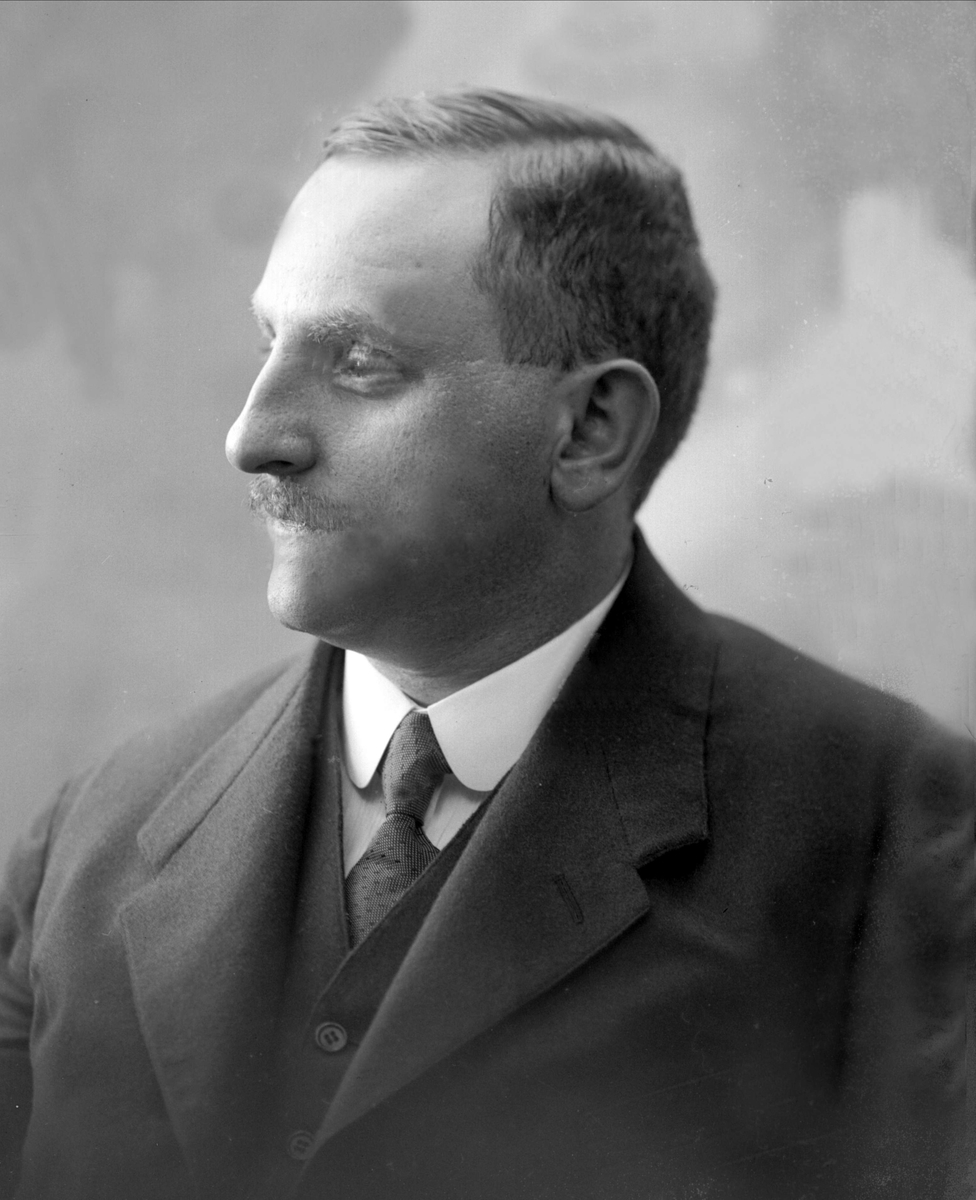 Gustav Borgen, NFB.30370