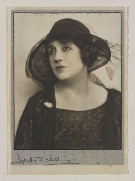 Wilding, Dorothy, Beatrice Stella Campbell