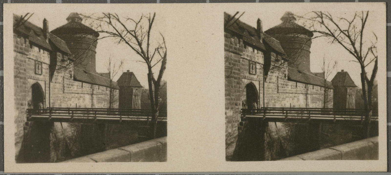 Desconegut, N.º 38. Nüremberg - Muralla y Puerta de la Ciudad Antigua.