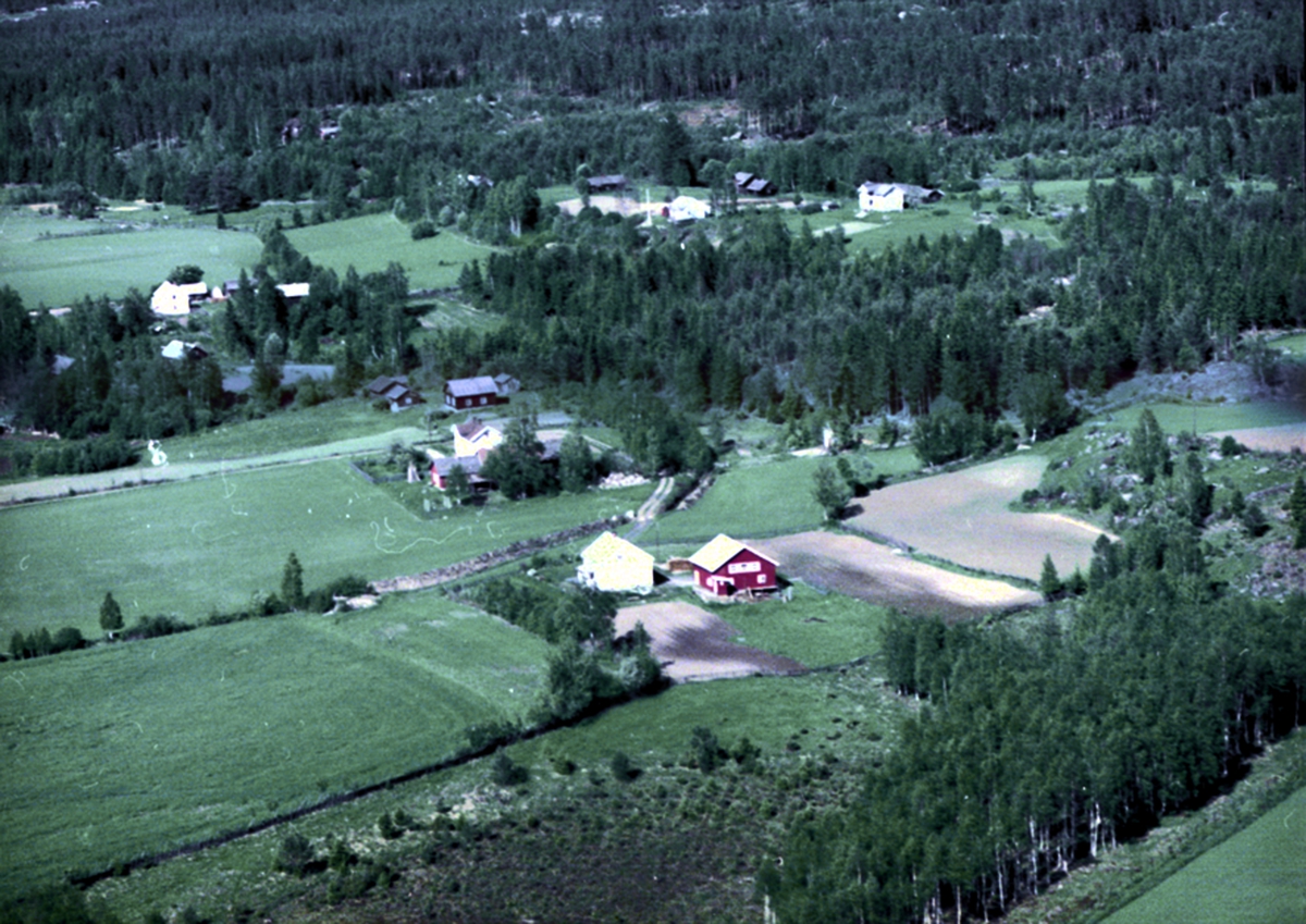 Widerøes Flyveselskap A/S, FLYFOTO BRYHN, ILSENG