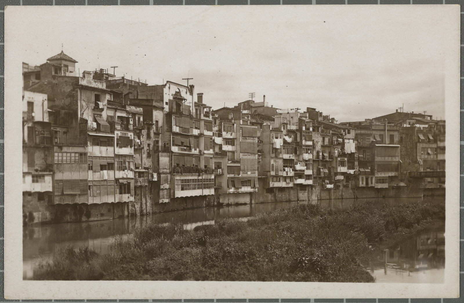 Desconegut, [Cases de l'Onyar]