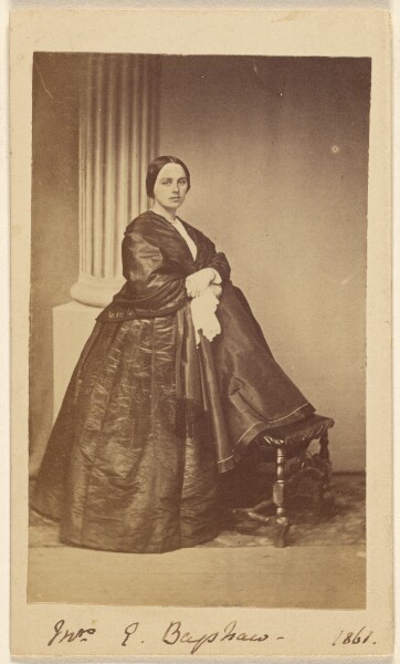 Unknown, Mrs. E. Bapshaw.