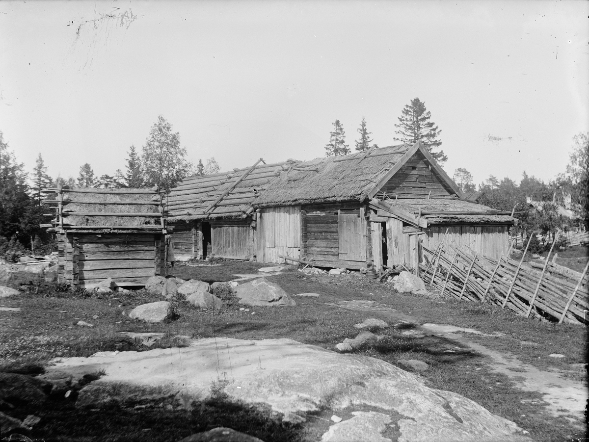 Josef Ärnström, Ekonomibyggnader