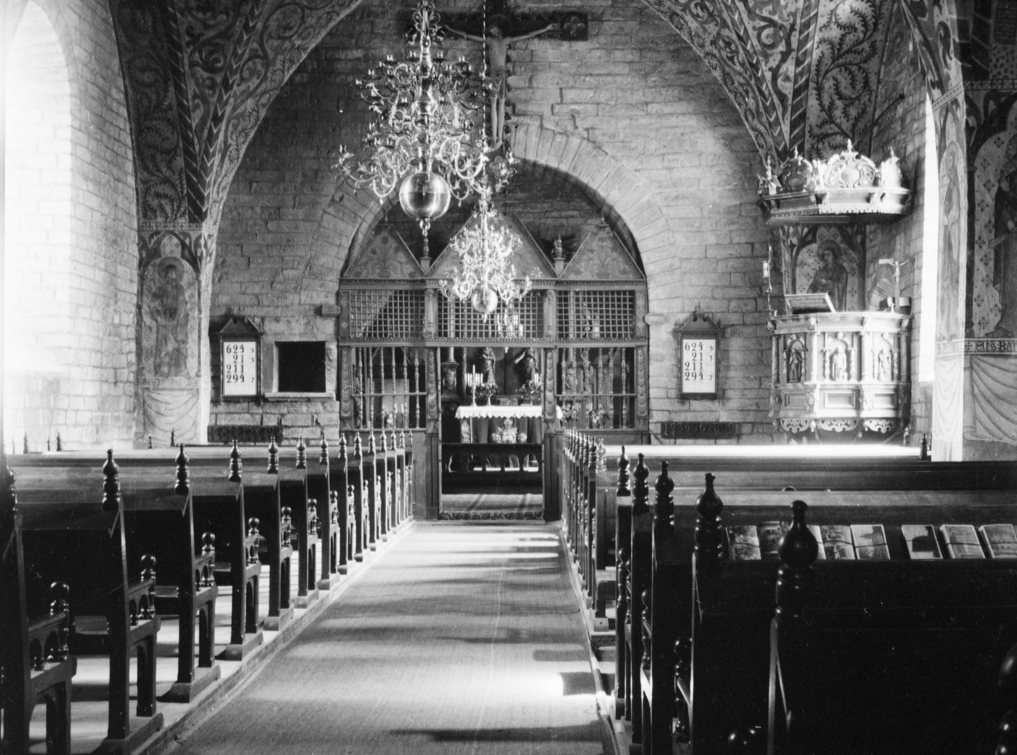 E. Lundberg, Husaby kyrka