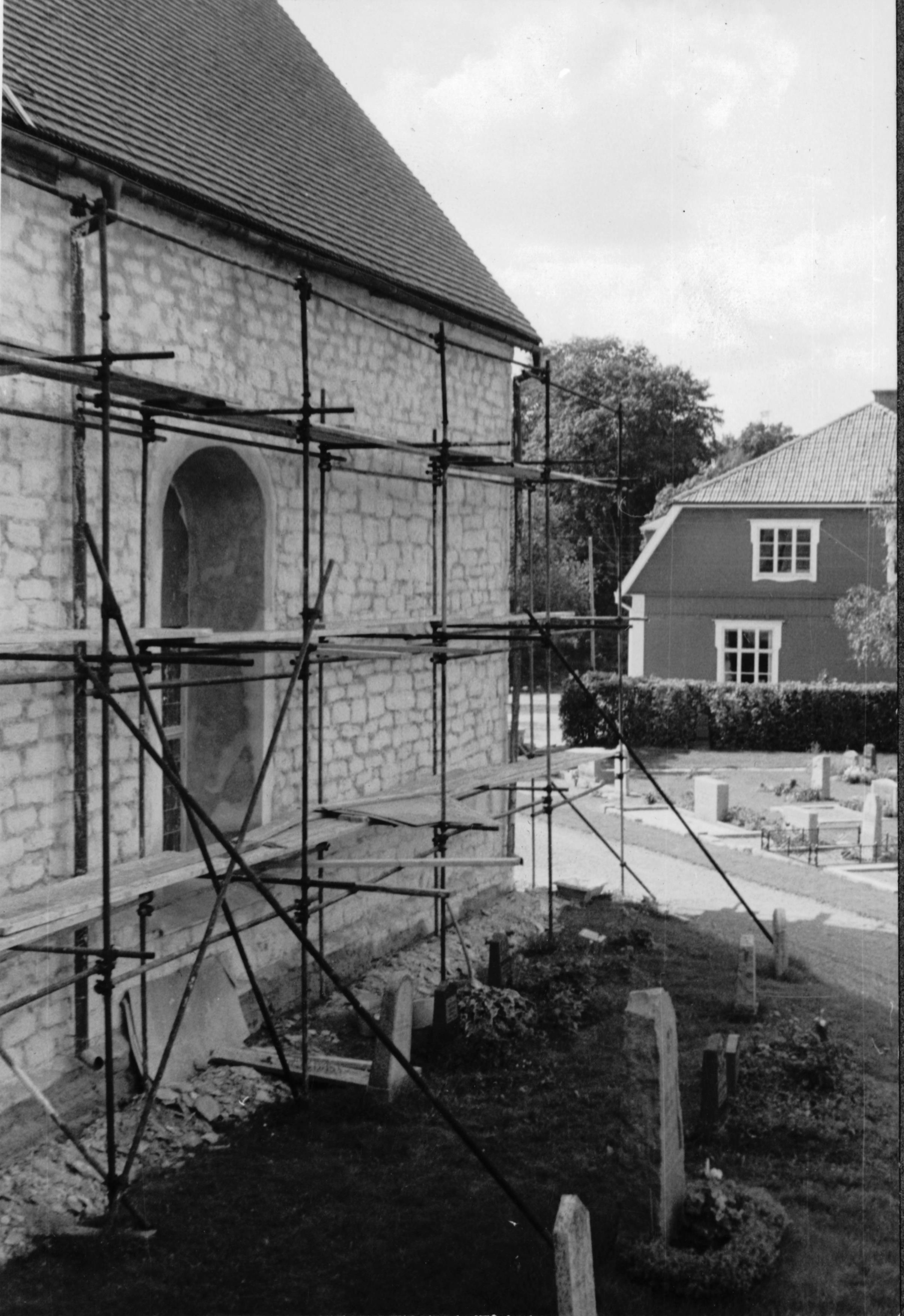 Bertil Waldén, Sköllersta kyrka