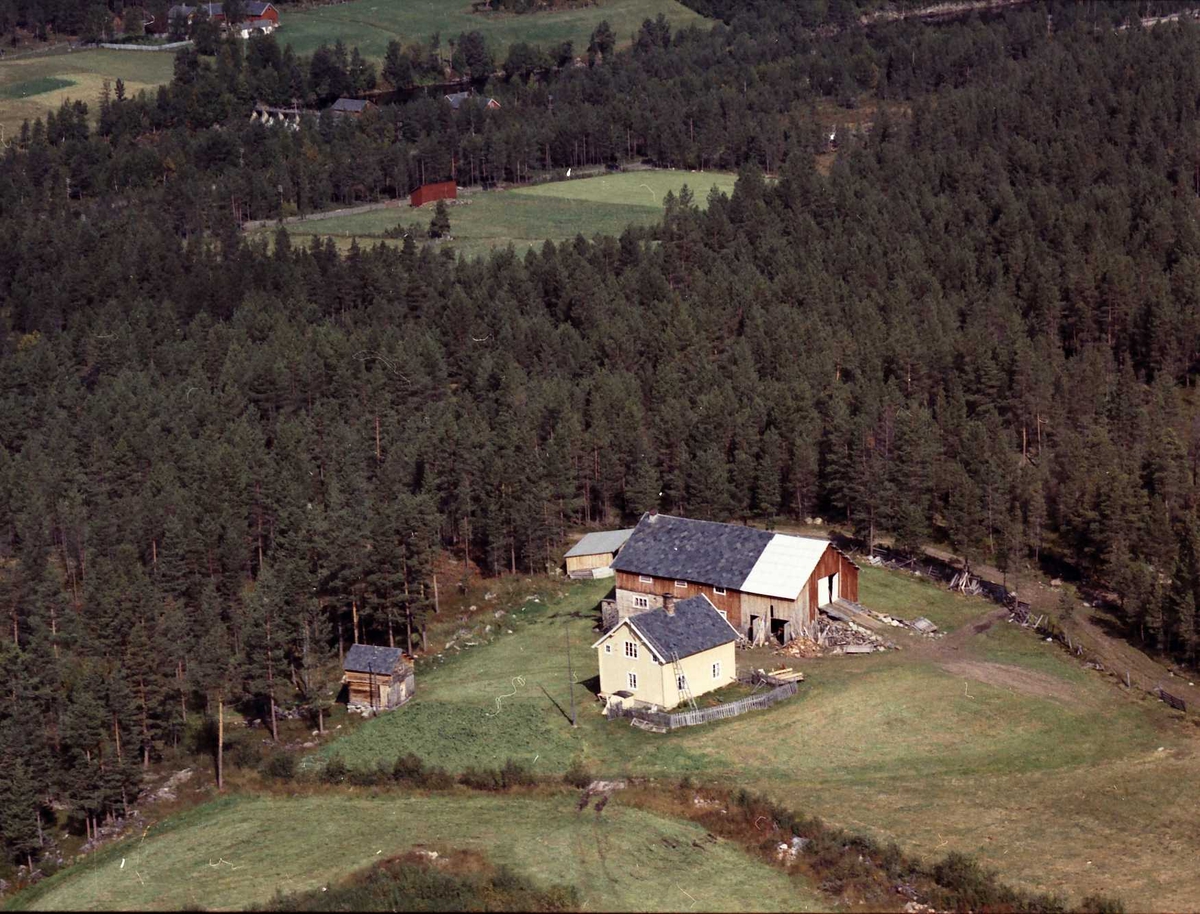 Widerøes Flyveselskap A/S, Gårdsbruk.