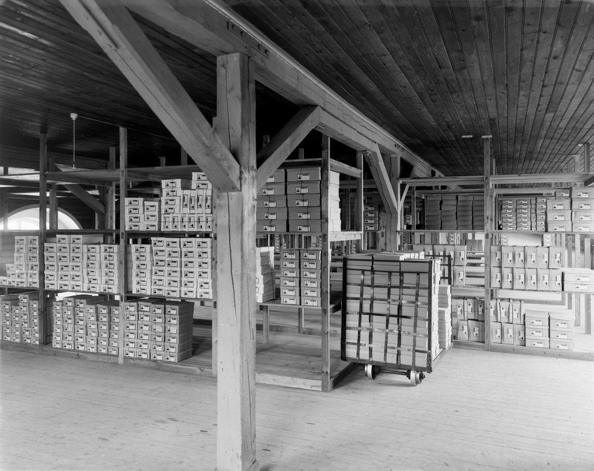 Samuel Lindskog, Nya Skofabriks AB Örnen, interiör.
